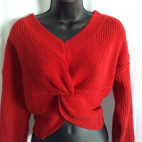 IMMODEL WOMEN'S LONG SLEEVE RED CROP TOP - Picture 2 of 5